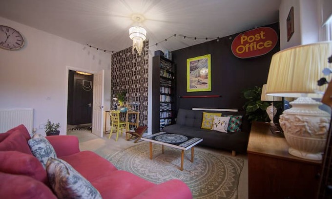 Margate Apartment | Old Post Office - Grade II Listed Apartment In Central Margate