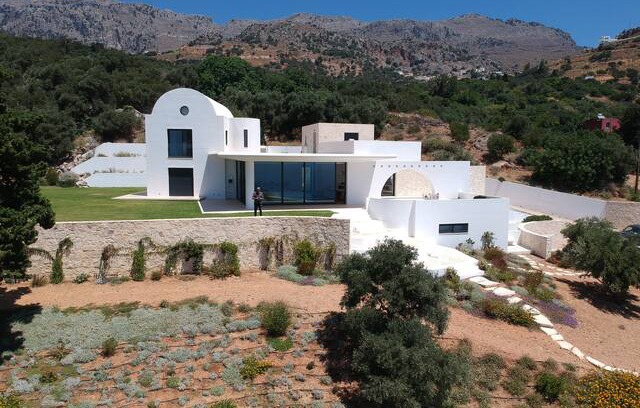 Agios Vasileios Villa | Magical and unique property: La Maison Grecque