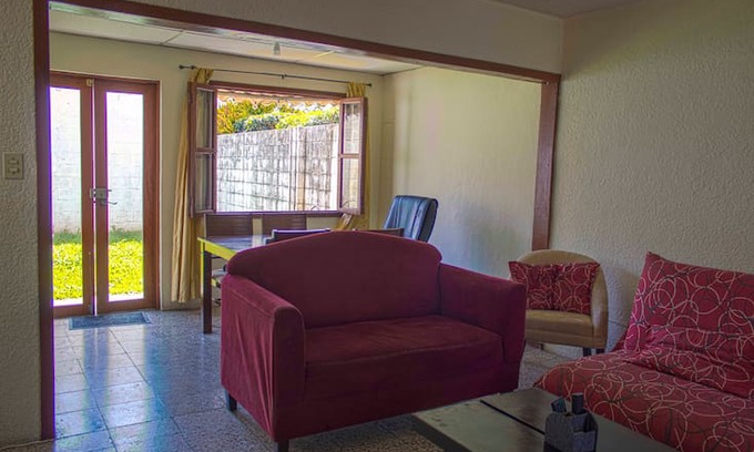 San Salvador House | Casa de la Cima