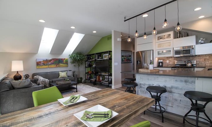 Arvada Apartment | Olde Town Carriage House