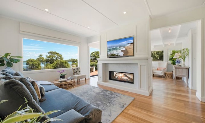 Culburra Beach House | New Barefoot Beach House Absolute Waterfront Bay