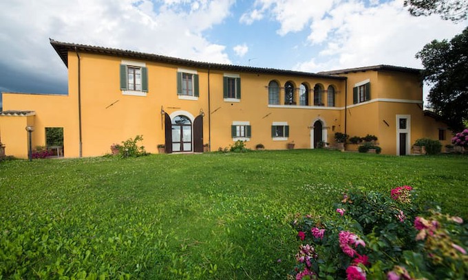Foligno Apartment | Casa dei Lecci "Appartamento Raffaello"