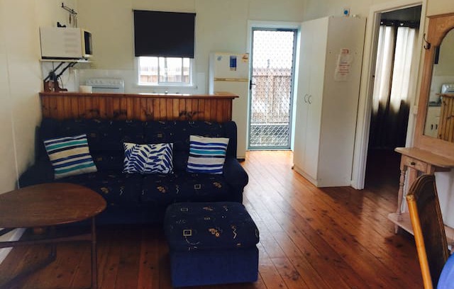 Coolangatta House | Sea Dog Shack Coolangatta (pet Friendly)