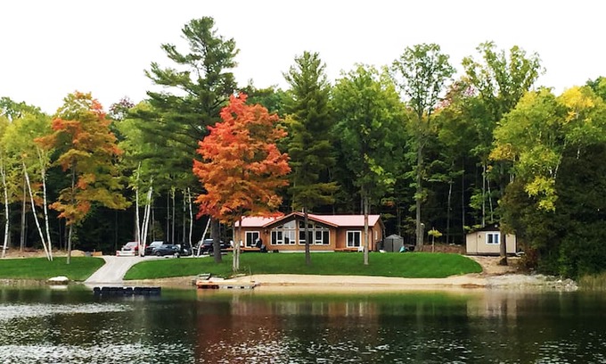 Havelock-Belmont-Methuen Cabin | Bass Lake Ranch & Lodge