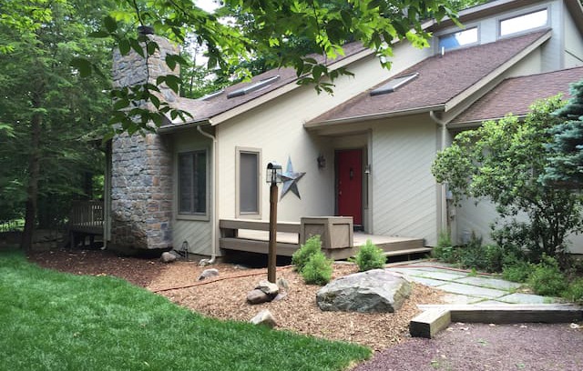 Pocono Pines House | Beautiful Timber Trails / Lake Naomi Poconos Home