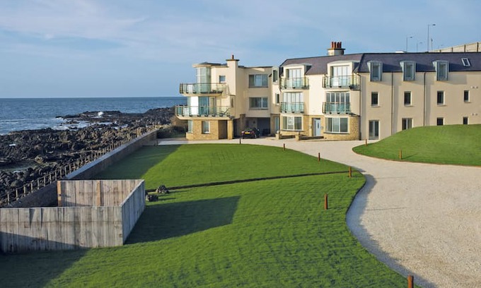 Portstewart Villa | Causeway Coast Rentals - The Lighthouse