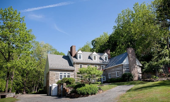 Quarryville House | Relax at historic Wimer's Mill