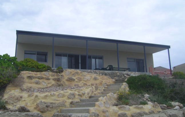 Para Wurlie House | Sunset Beachfront Holiday Home (sleeps 9)