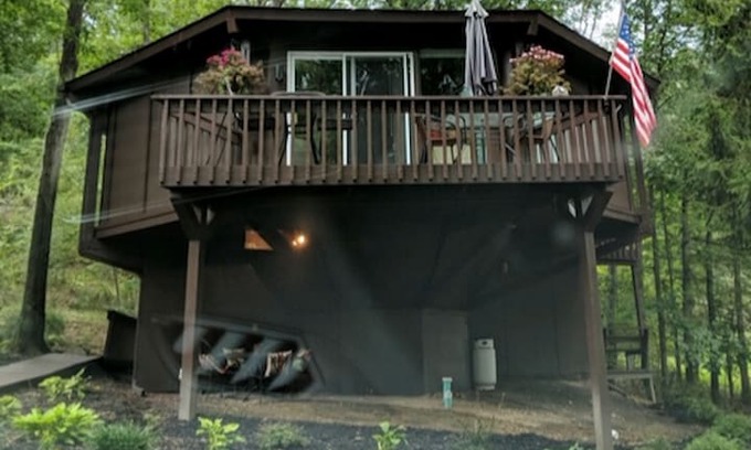 Bedford Cabin | Rustic Round House Near Historic Bedford, PA