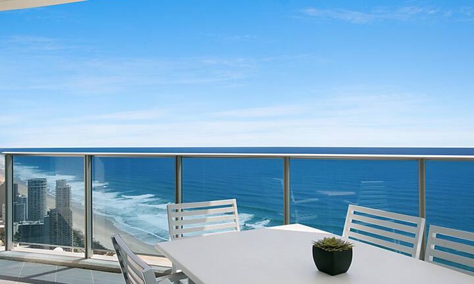 Surfers Paradise Apartment | ❤️4 bedroom sub Penthouse - 52 Levels above Hilton