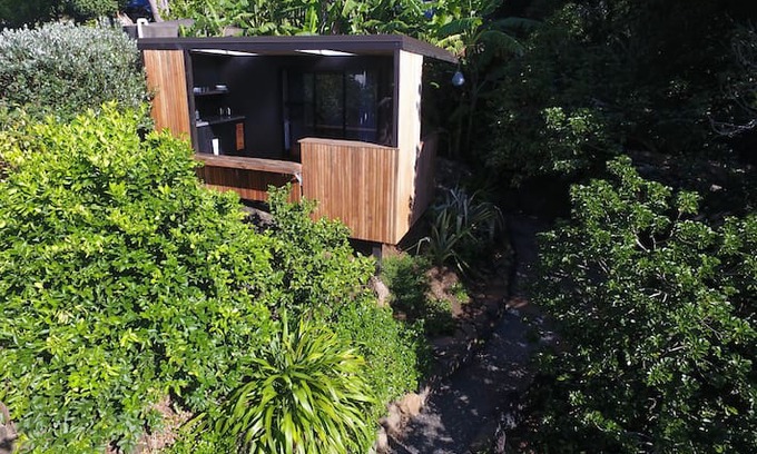 Piha Cabin | Piha Hut