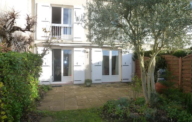 Herouville-Saint-Clair House | Clos St Hubert , en face du bois de la garenne