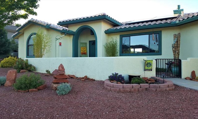 Oak Creek House | Sweet Sedona Sunshine in the Village of Oak Creek