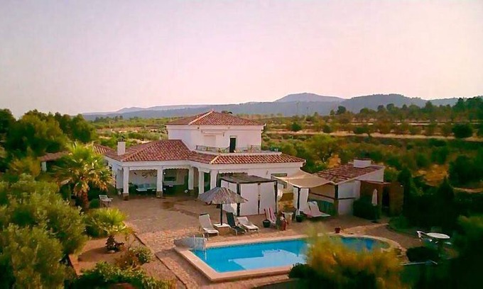 Ayora Bed & Breakfast | Casa Verde B&B