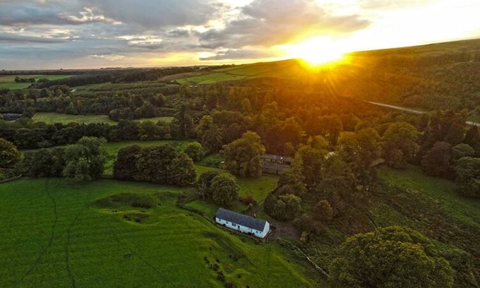 Langholm Cabin | BROOMHOLM COTTAGE - a happy time in nature.