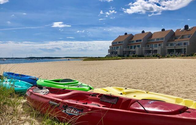 Hyannis House | Yachtsman Condo Unit 28