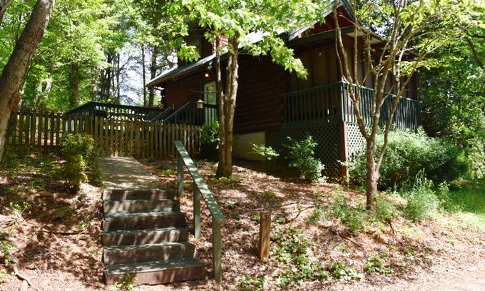 Helen Cabin | Alpine Serenity