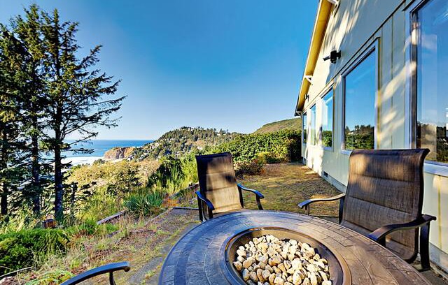 Oceanside House | Zen Getaway w/ Beach Views