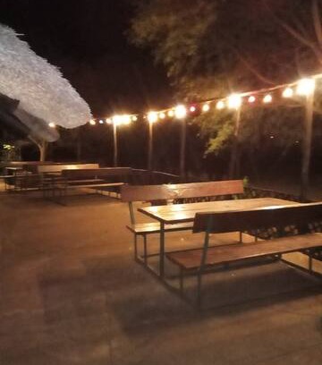 Vlakdrif Bed & Breakfast | Swallows Inn Guest House
