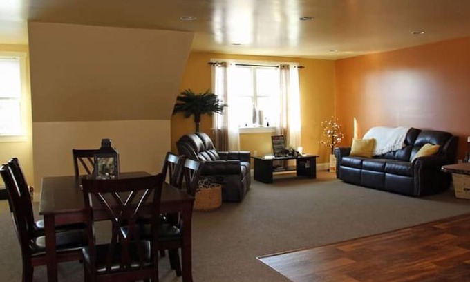 Leola House | Sunset View Guesthouse