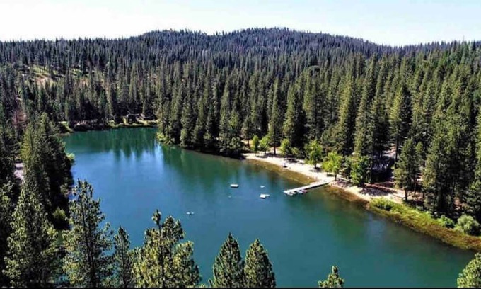 Glencoe House | Tanner Lake Lodge free access to lake