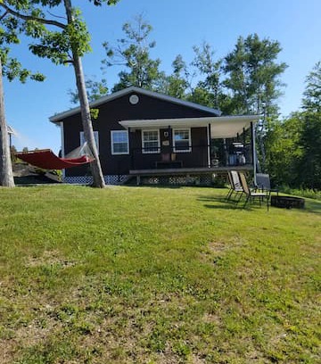 Hardings Point Cabin | Eagle - Eagles Eye View Cottages