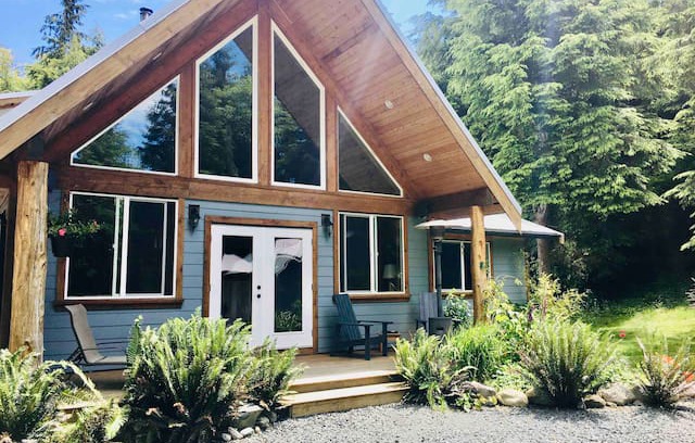 Juan de Fuca Electoral Area House | The Lodge at Waters Edge - Jordan River