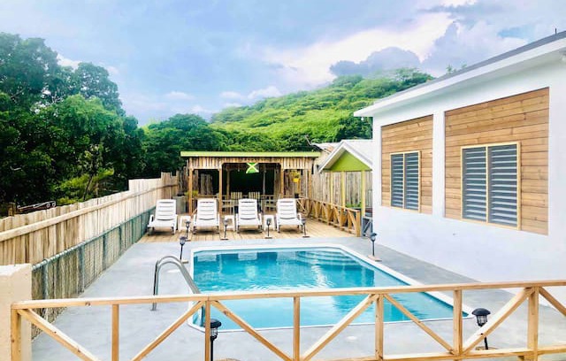 Treasure Beach Villa | ReefsEdge Villa: A unique gem in Treasure Beach