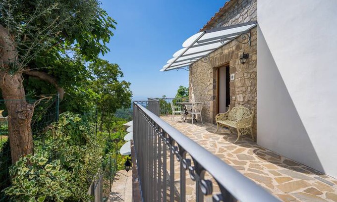 Vico Equense House | La Torretta Ticciano