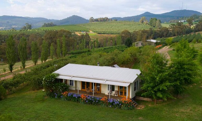 Canobolas Cabin | Truffles 3+ weekends · Truffles 3+ guests on a weekend