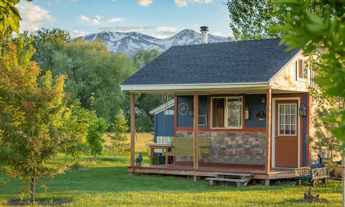 Logan Other | Grove Cottage on hobby farm