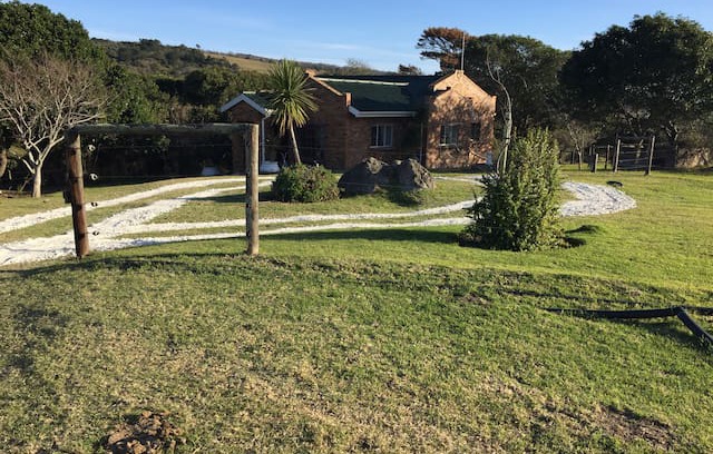 Nelson Mandela Bay Villa | Colleen Glen Self Catering Cottage
