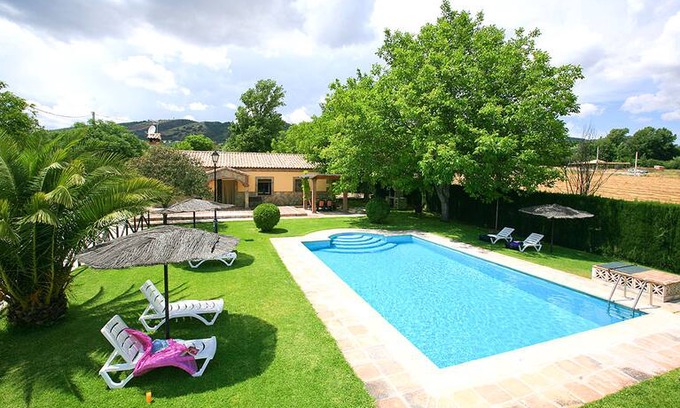 Ronda House | 3 bedroom Villa sleeps 6 in Frontones