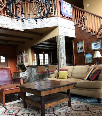 Hiawassee Villa | Knockin' on Heaven's Door