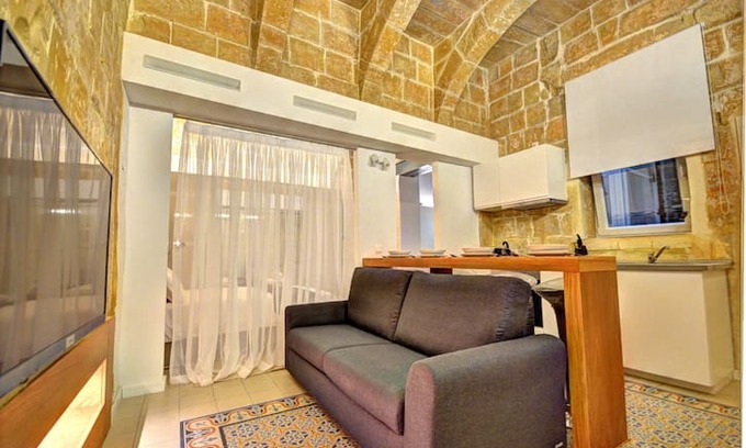 Valletta Apartment | Boutique Studio in Valletta (GF)