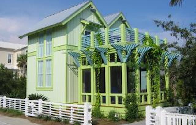 Sunnyside House | Bikini Bottoms in Carillon Beach