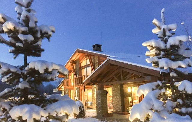 Razlog Villa | Luxury Chalet and Spa Tia Maria near Bansko