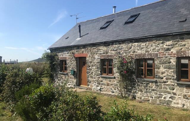 St Brides Cabin | Ty Ganol St Davids Pembrokeshire