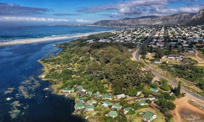 Voelklip Cabin | Lagoon Cabin, Klein River, Hermanus
