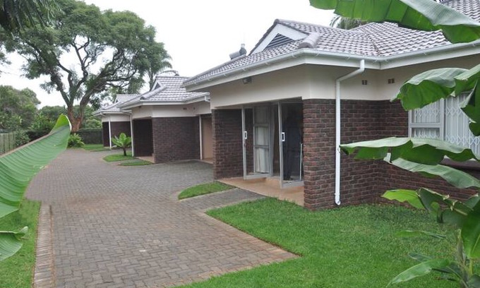 Harare House | The PRIMROSE MEWS - Riggs Apartment