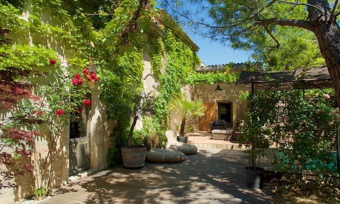 Oppede House | The Hamlet