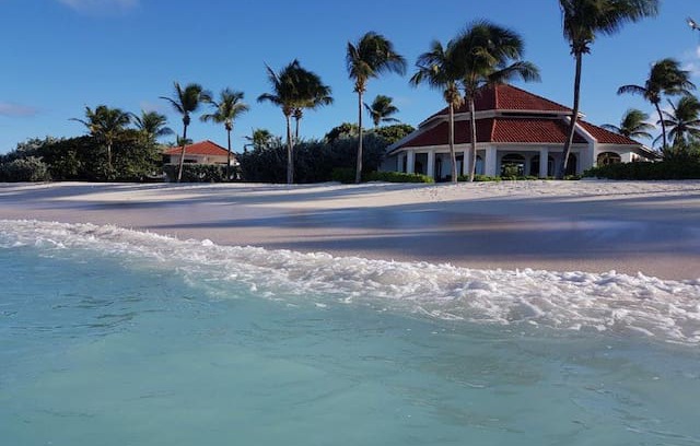 Palm Island House | Serendipity Villa-On The Beach