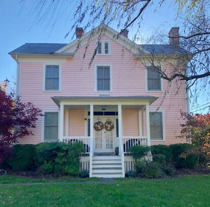 Irvington House | Goodrest , Irvington, VA, sleeps 8, Dog Friendly
