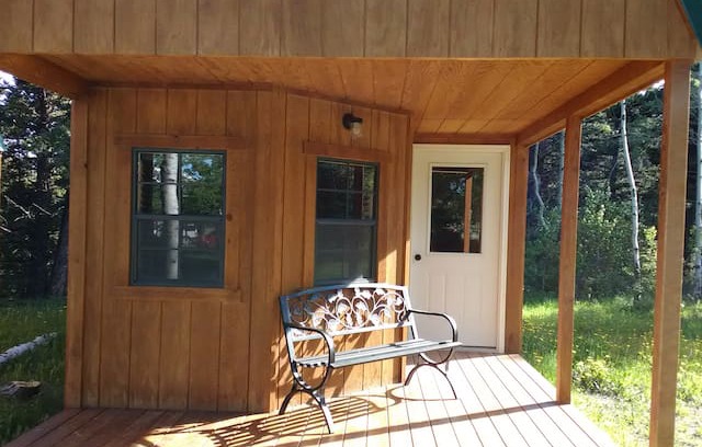 Babb Cabin | Leaning Tree Campground & Cabins #4
