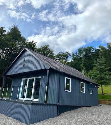 Lochearnhead Cabin | Lochrigg Cottages - Badger