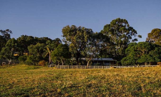 Burekup House | Experience the "Real" Australia - Stay at Felicita