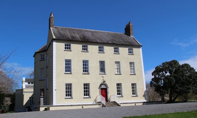 Duleek Villa | Mount Hanover House