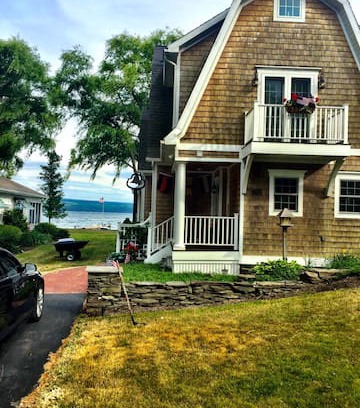 Himrod Cabin | Beautiful Seneca Lake House on Plum Point