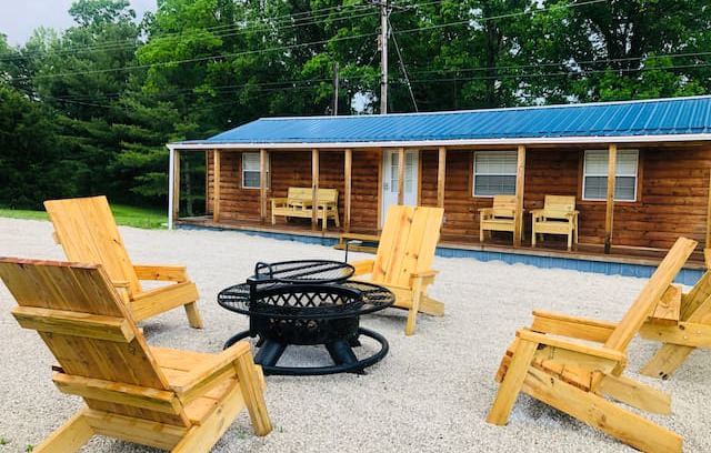Pine Ridge Cabin | ShyAnn's Paradise- No pet/cleaning fee! *Location*