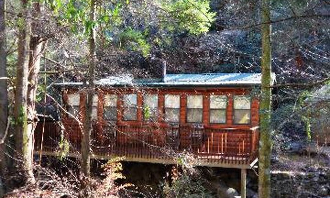 Gatlinburg Cabin | Little Creek Cabin in Norton Creek